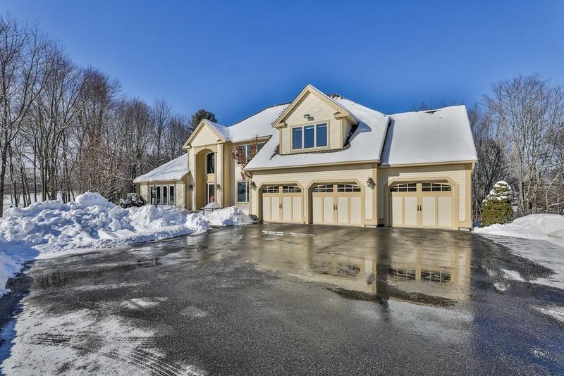 $1 million home in New Hampshire