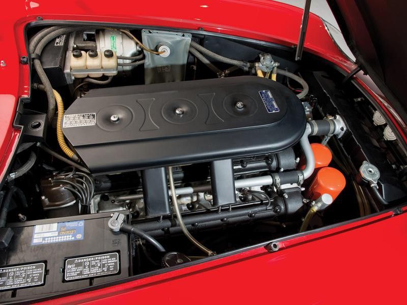 1967 Ferrari 275 GTB/4S NART Spider engine