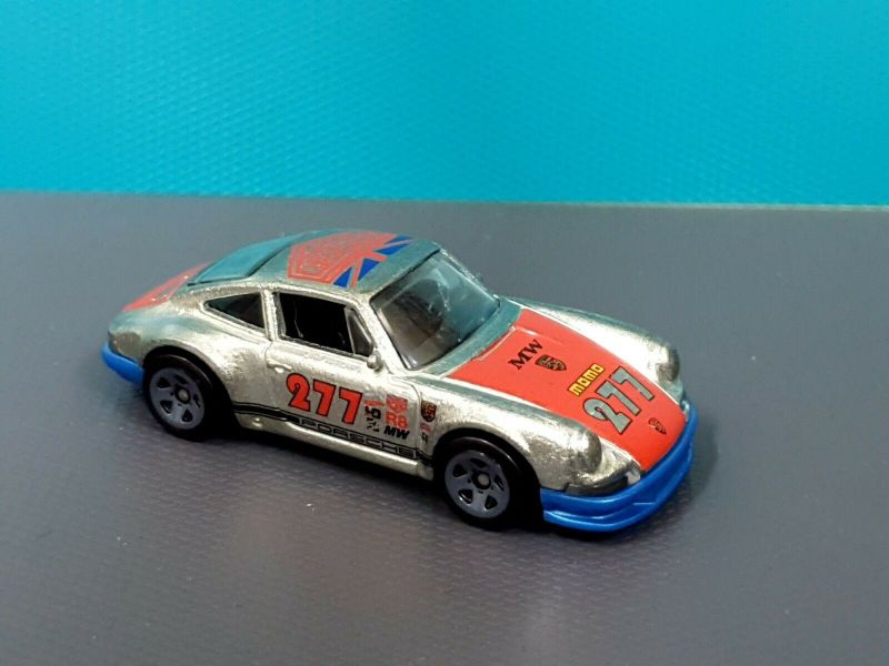 1971 Porsche 911 Momo 277 Urban Outlaw