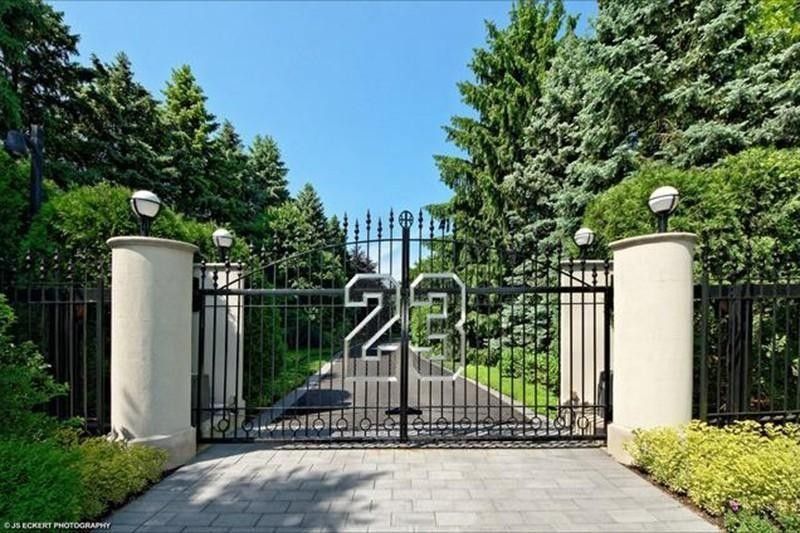 25. Michael Jordan's Illinois Estate