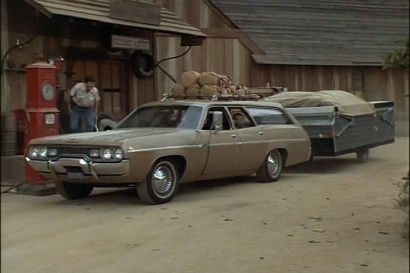 43. 1971 Plymouth Satellite Regent wagon
