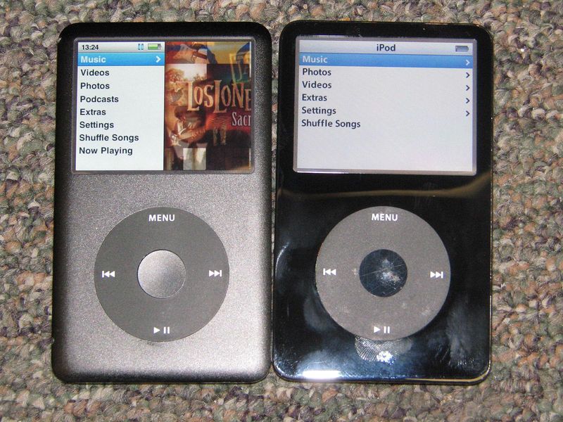 5th Gen iPod Classic Black and ipod 6 silver
