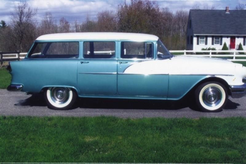 9. 1956 Pontiac Chieftain Wagon 870 Deluxe