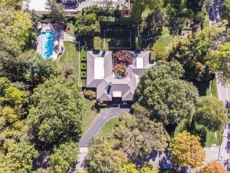 Aerial view of Patrick Mahomes' house