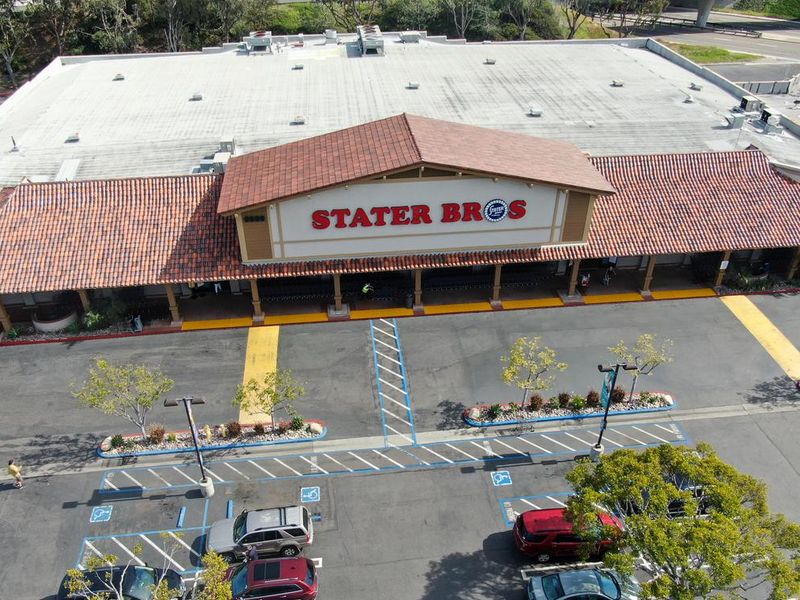 Aerial view of Stater Bros Grocery Store exterior and logo