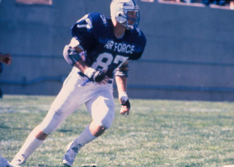 Air Force defensive tackle Chad Hennings running