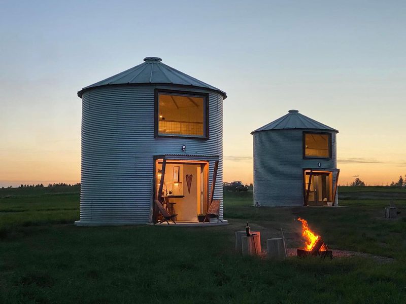 Airbnb grain silo in Montana