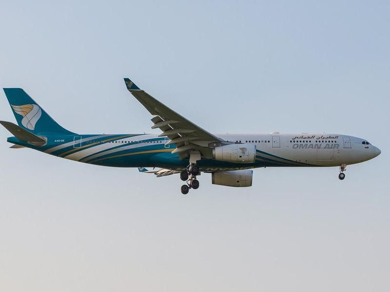 Airbus 330 Oman Air Landing