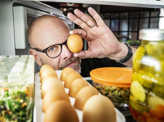 Alton Brown from Good Eats The Return