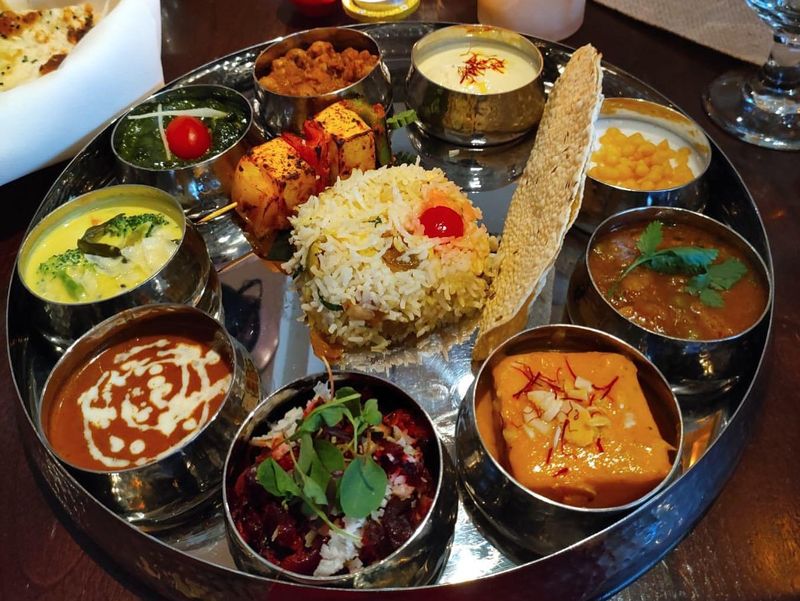 Amber India, India buffet food in San Francisco