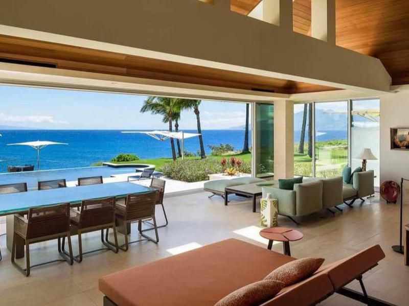 An Oceanfront Estate in Maui