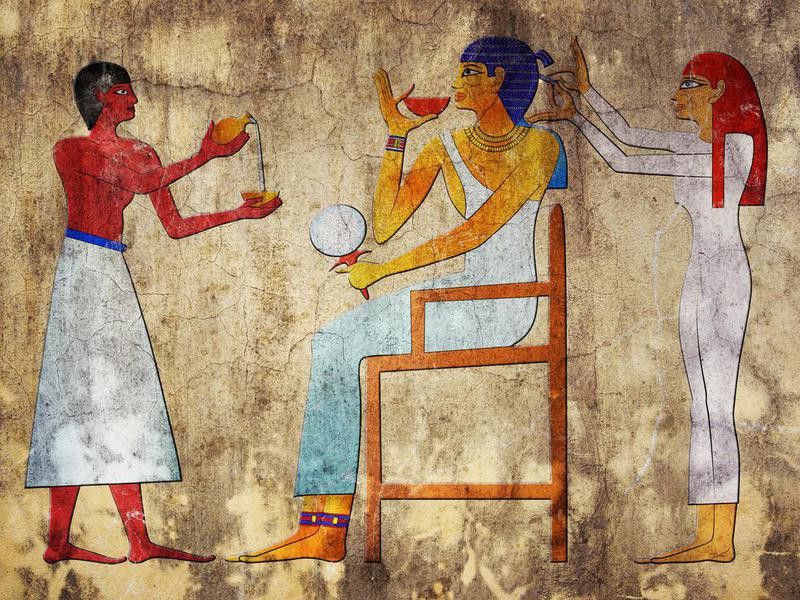 Ancient art depicting an Egyptian hairdresser