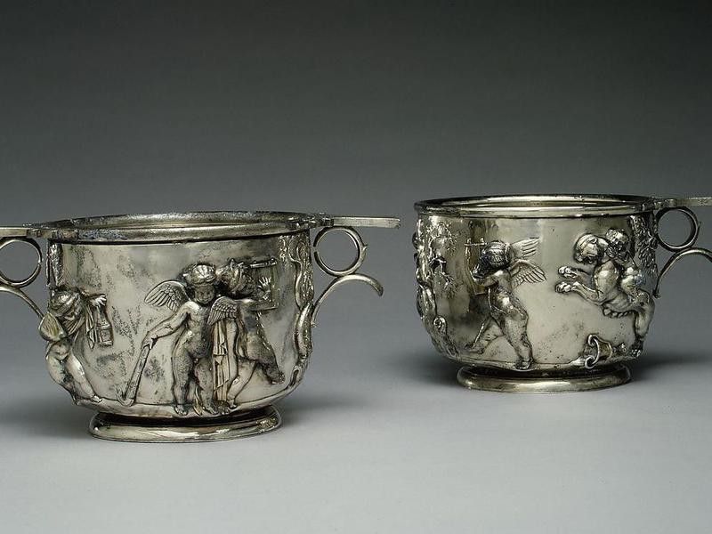 Ancient roman silver cups