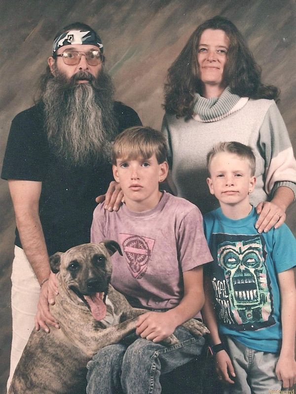 Awkward family photo with beard