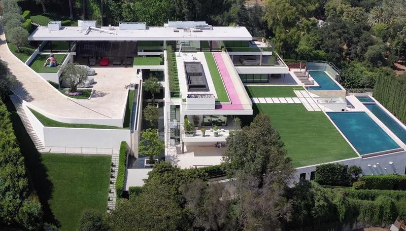 Beyonce and Jay-Z's mansion