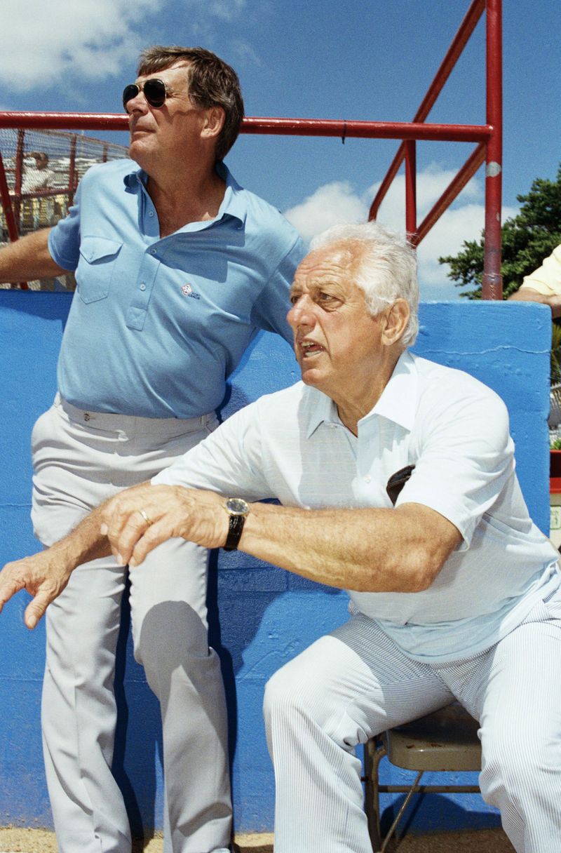 Bobby Cox and Tommy Lasorda