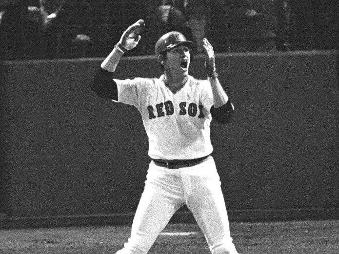 Boston Red Sox catcher Calrton Fisk