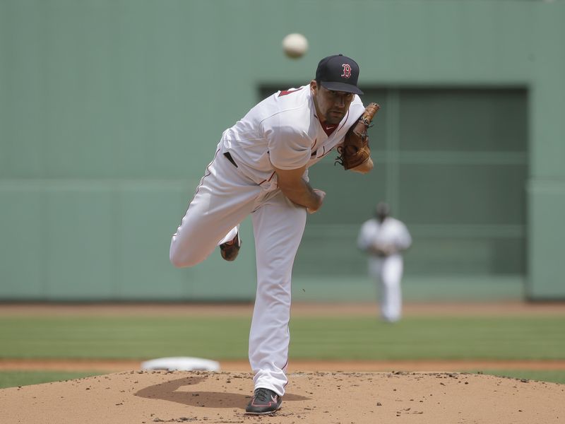 Boston Red Sox pitcher Nathan Eovaldi delivers a pitch