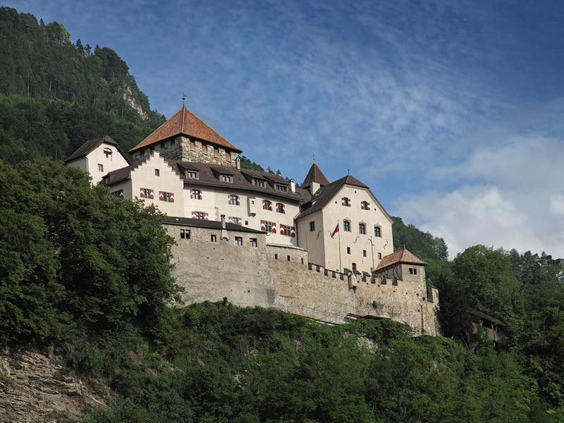 Building Liechtenstein