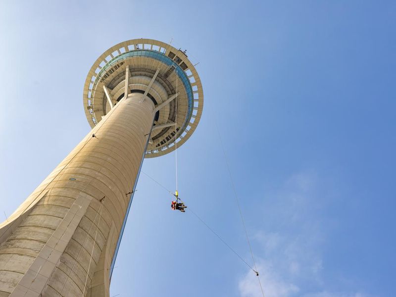 Bungy Jumping from Macau Skytower