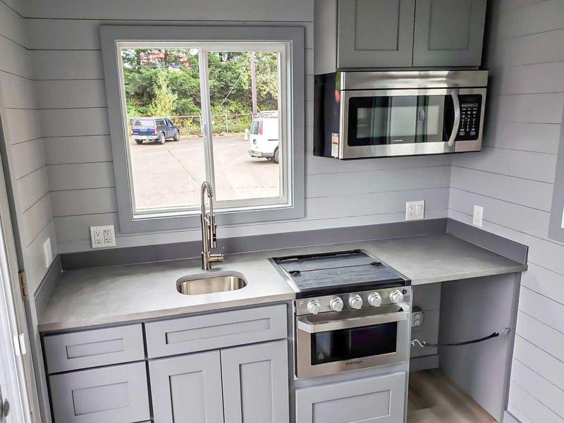 Buy a Modern Tiny Home With a Full Kitchen