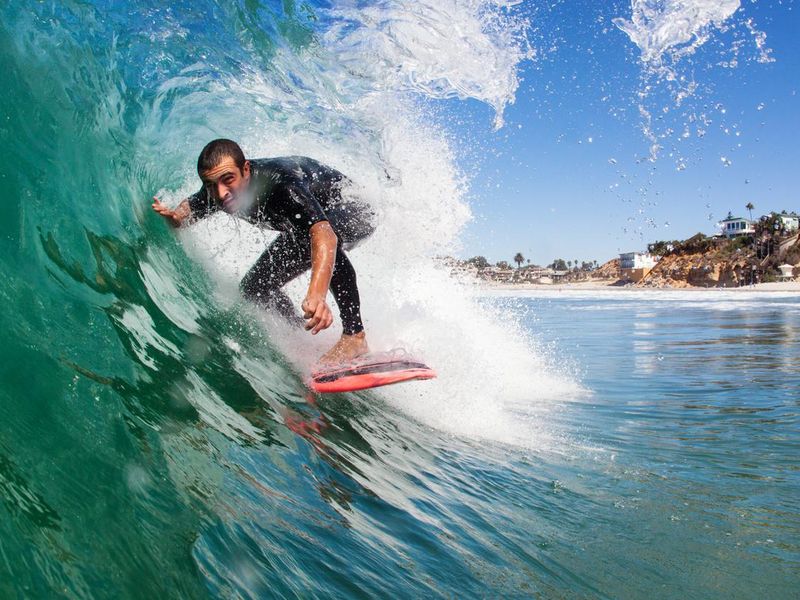 Cali surfing