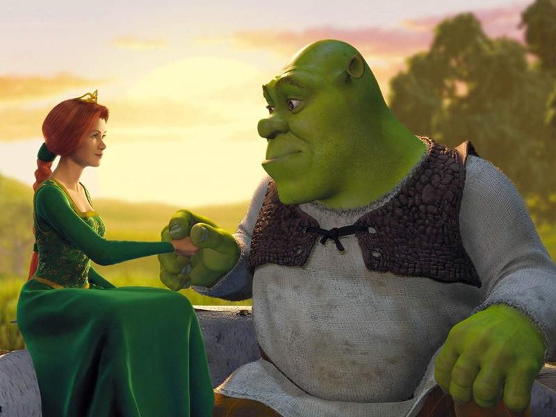 Cameron Diaz and Mike Myers in Shrek (2001)