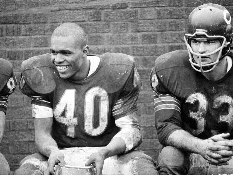 Chicago Bears halfback Gale Sayers