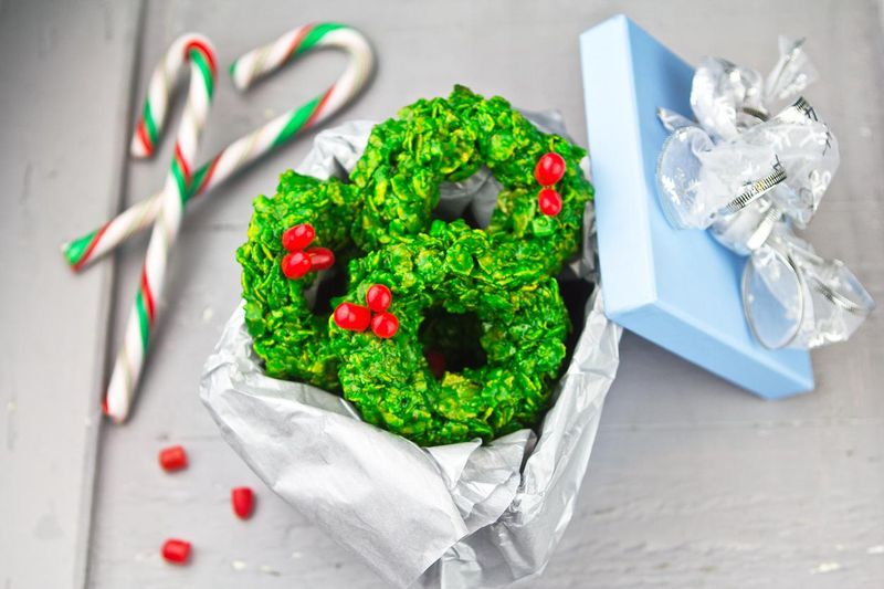Christmas wreath cookies made with cornflakes