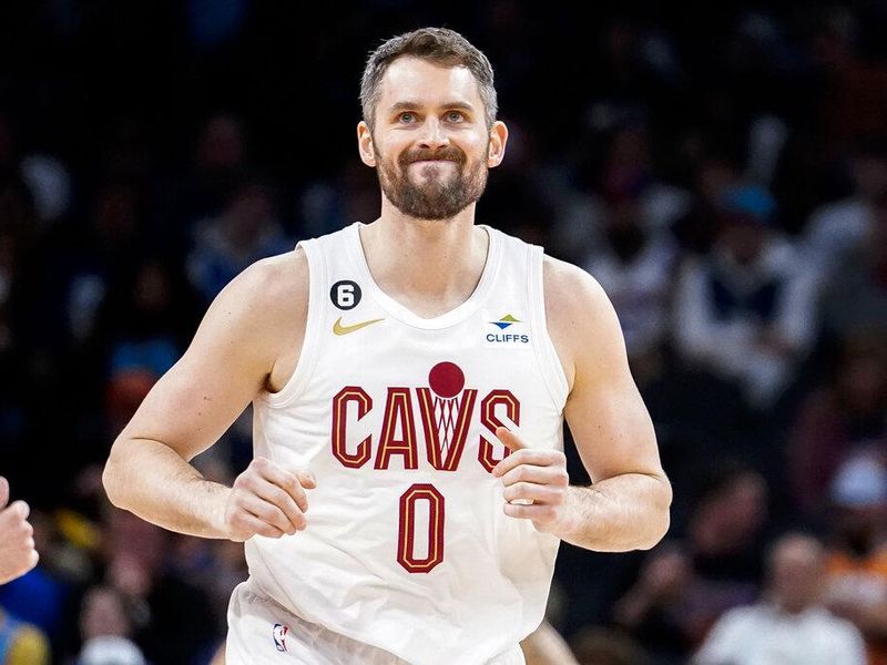 Cleveland Cavs Power Forward Kevin Love