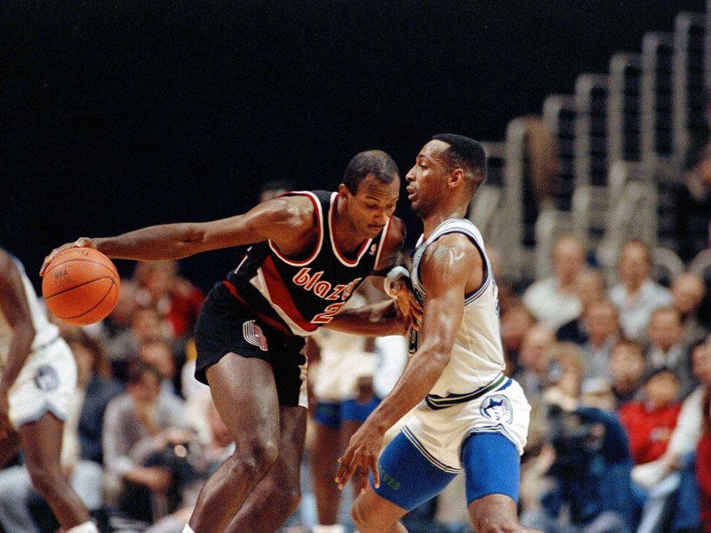 Clyde Drexler and Tony Campbell