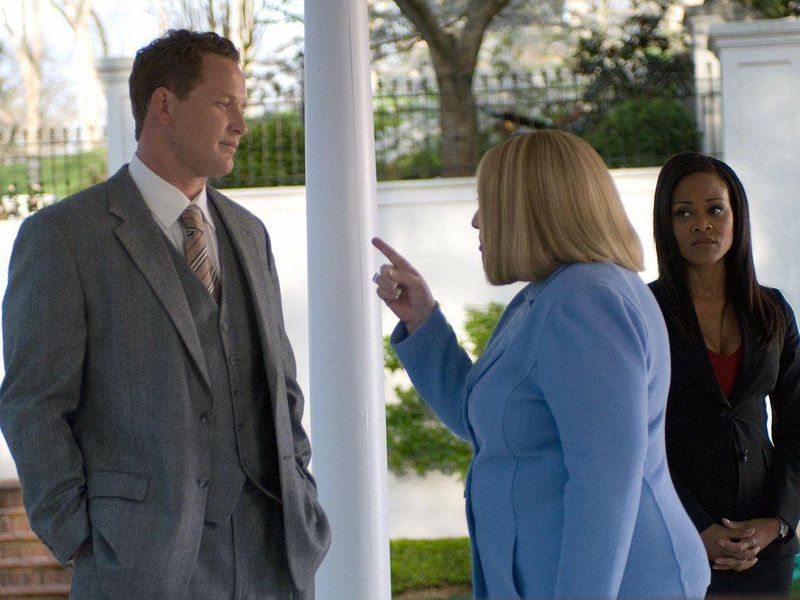 Cole Hauser, Kathy Bates in The Family That Preys