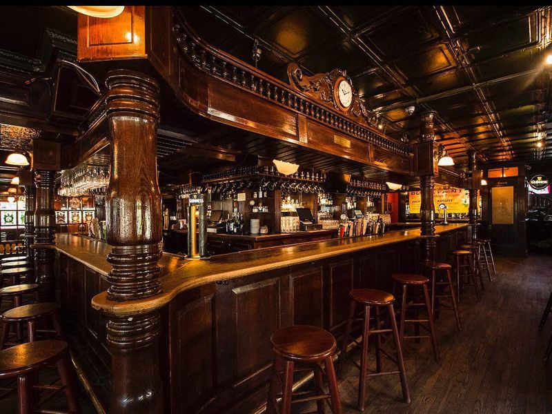 Coleman’s Irish Pub