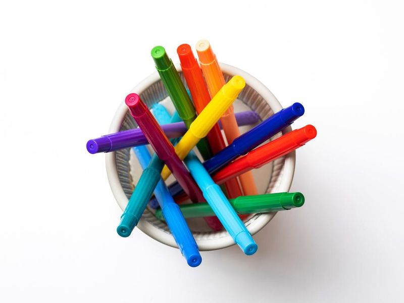 Colorful marker pens set