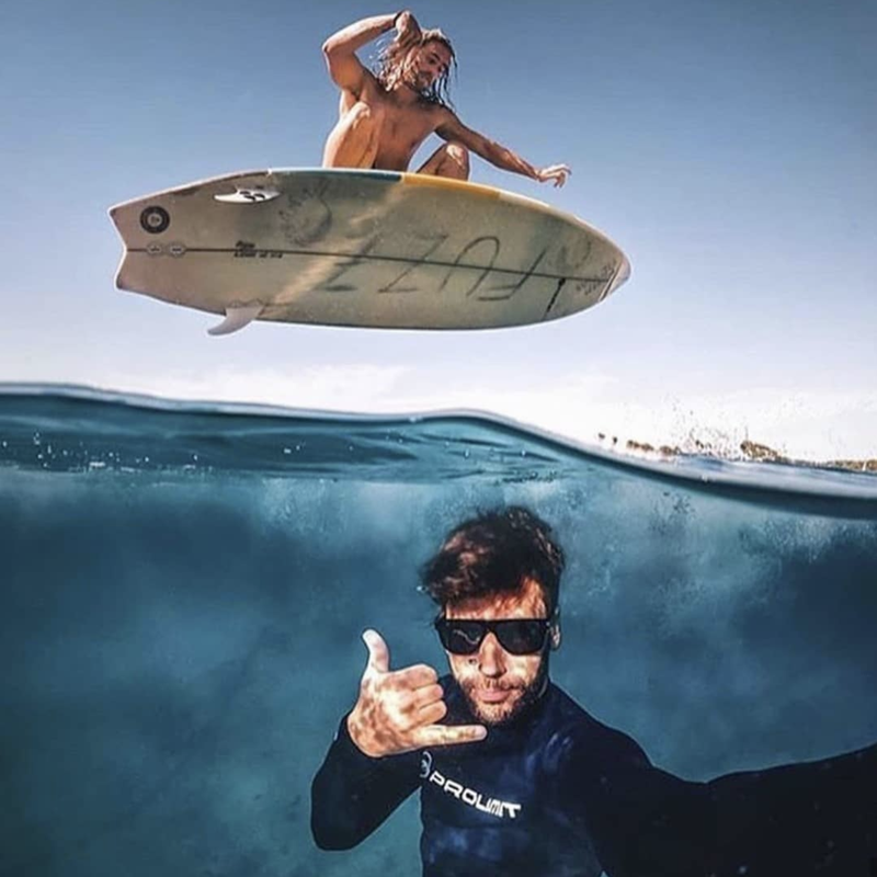 Crazy surfing selfie