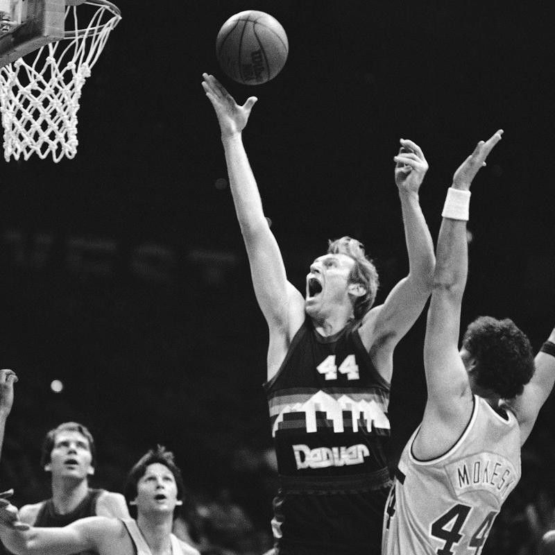 Dan Issel goes up for rebound