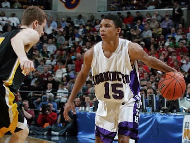 Dee Davis playing for the Bloomington South High School Basketball Team