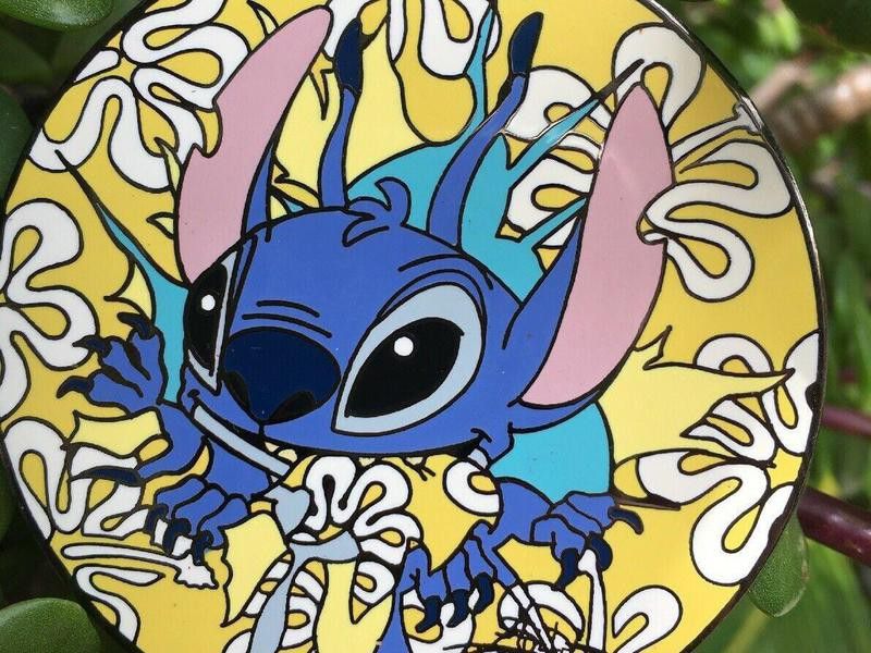 Disney Auctions Lilo and Stitch Pins Aloha Elisabete Gomes LE 100 Pin