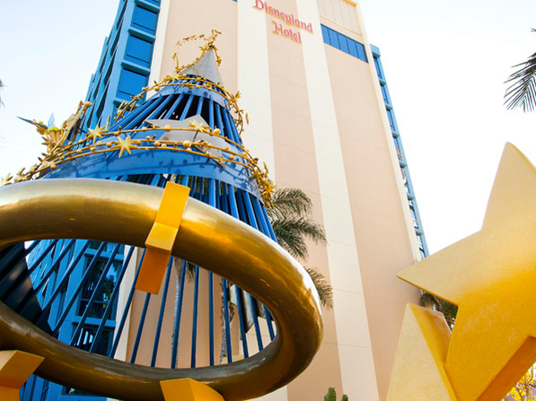Disneyland Hotel entrance