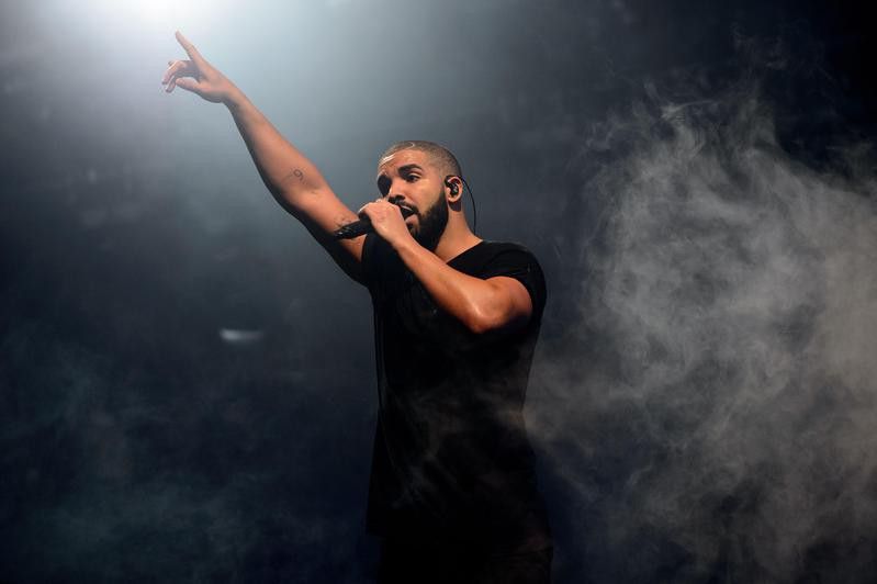 Drake performs on main stage of Wireless festival