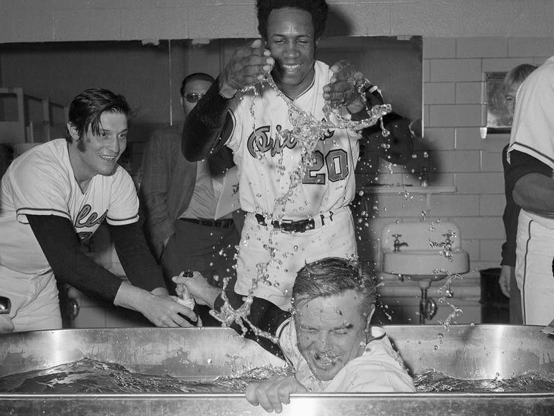 Earl Weaver and Frank Robinson