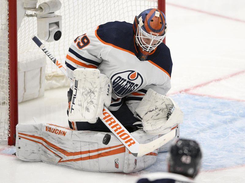 Edmonton Oilers goaltender Mikko Koskinen stops puck