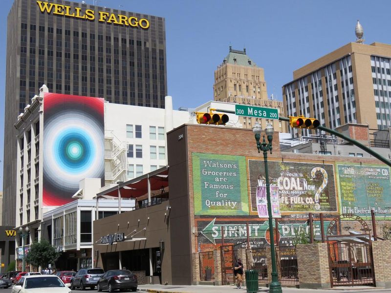 El Paso, Texas, USA downtown cityscape