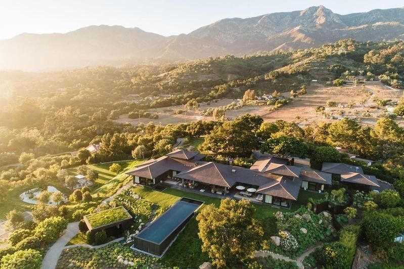 Ellen DeGeneres and Portia's house in Montecito