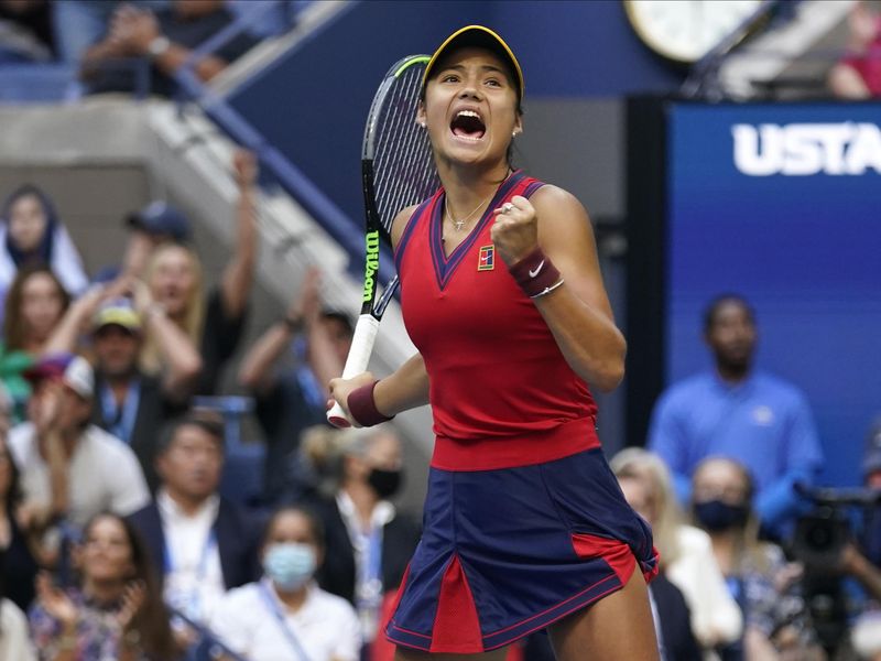 Emma Raducanu reacts in US Open