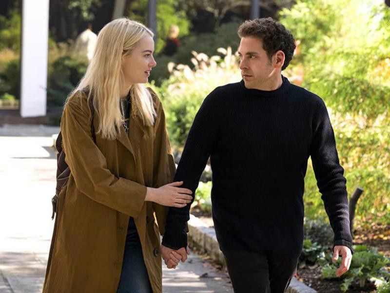 Emma Stone and Jonah Hill in Maniac