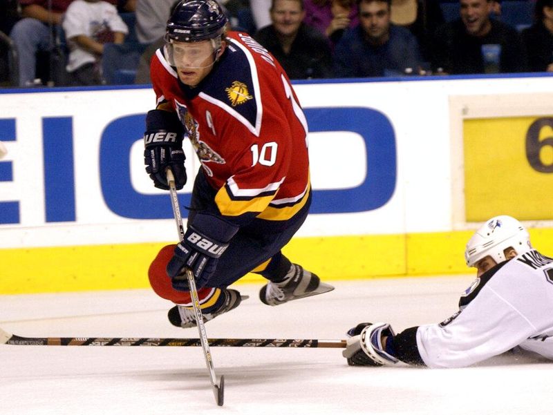 Florida Panthers right wing Pavel Bure