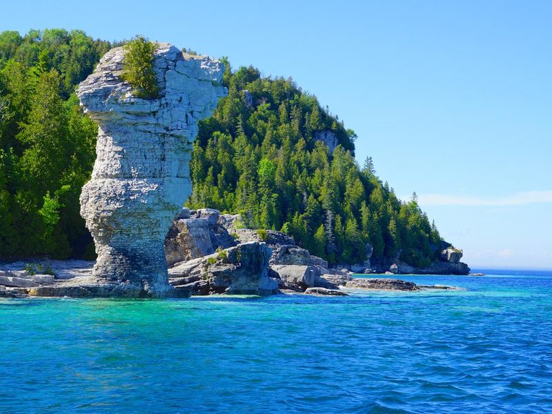 Flowerpot rock in Bruce Peninsula, Canada