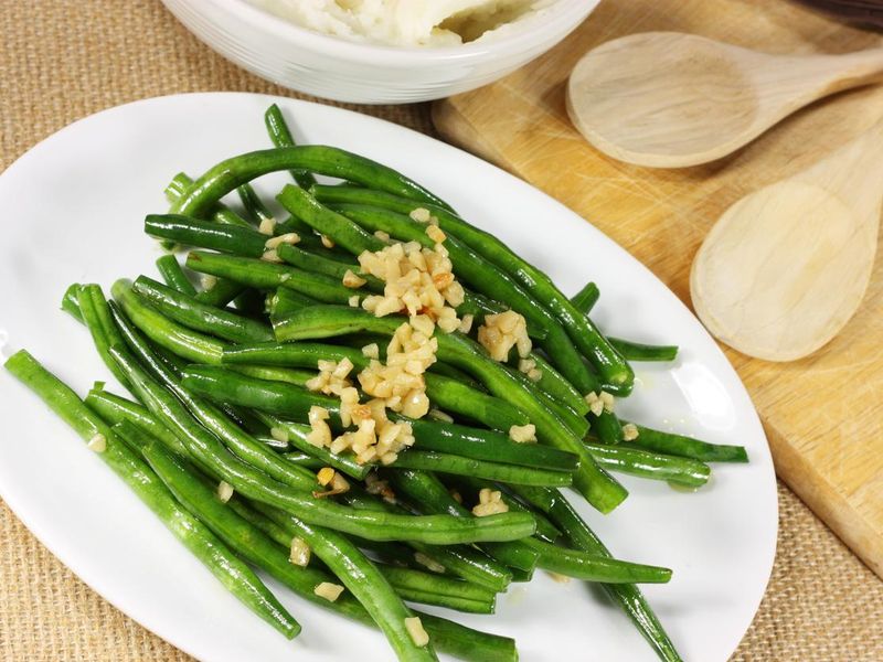 Fresh green beans sautéed with olive oil and garlic