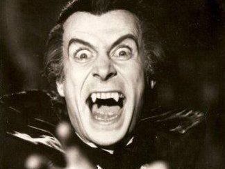 Gianni Lunadei as Dracula
